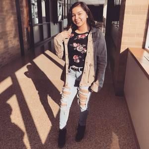 Meet your Posher, Vanessa